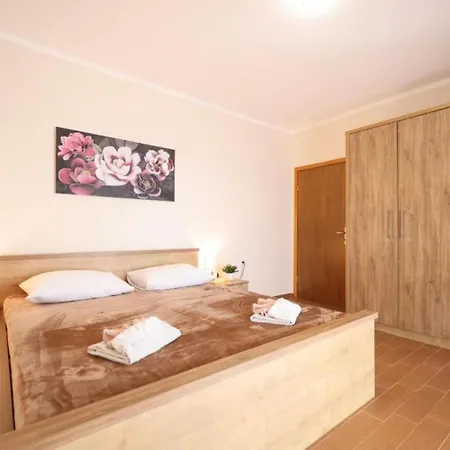 Maja - Three Bedroom With Pool *