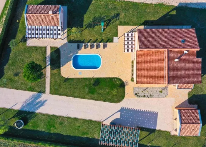 Nyaraló Maja - Three Bedroom With Pool *